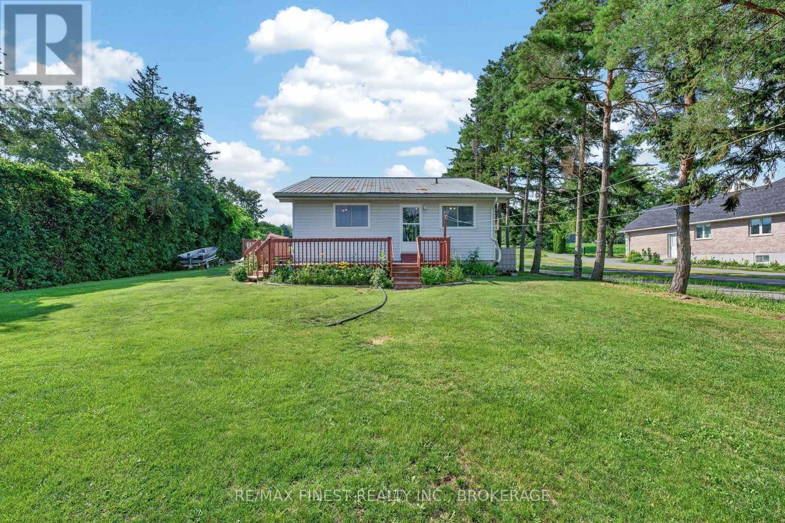 54 BAYVIEW DRIVE - 21