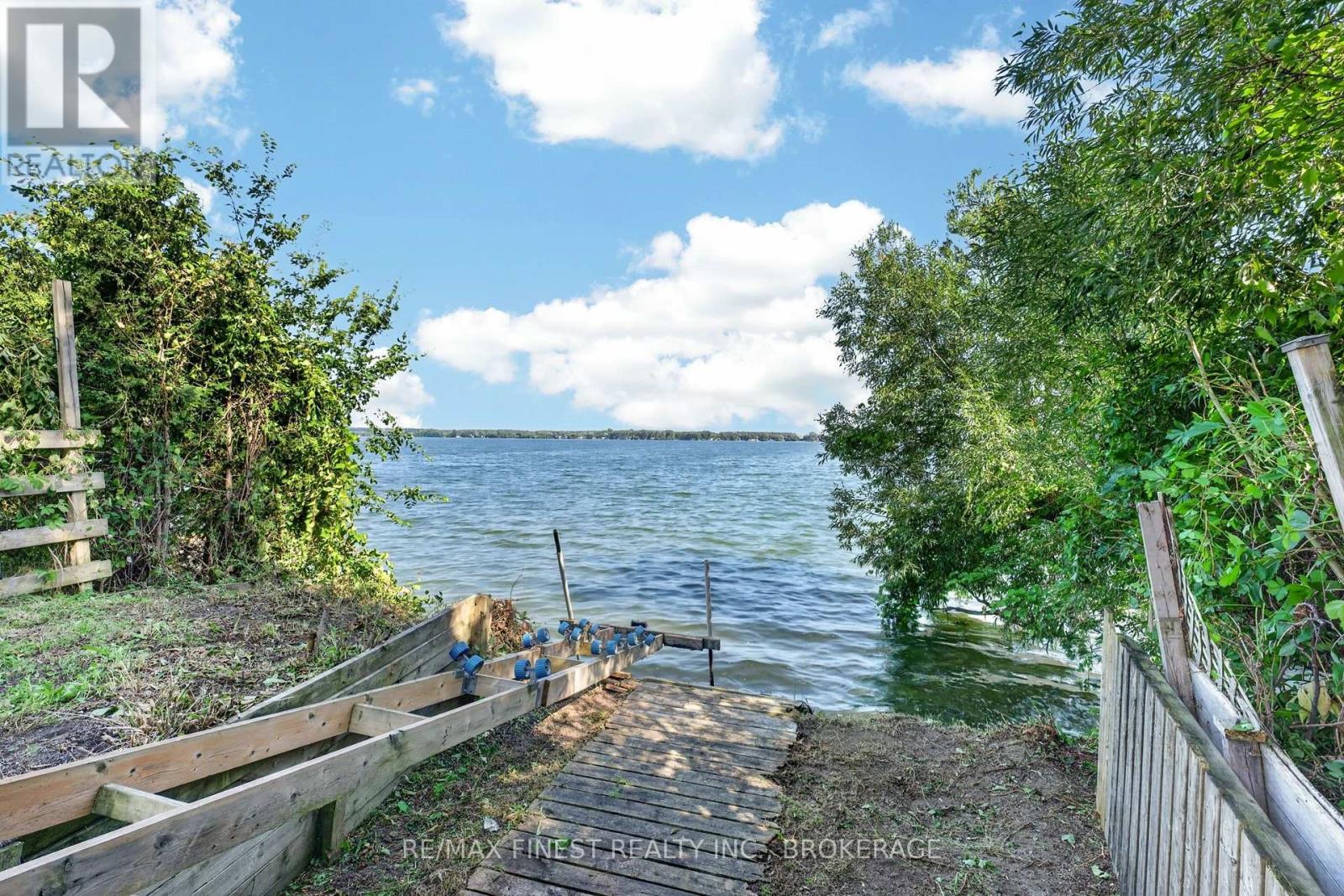54 BAYVIEW DRIVE - 24