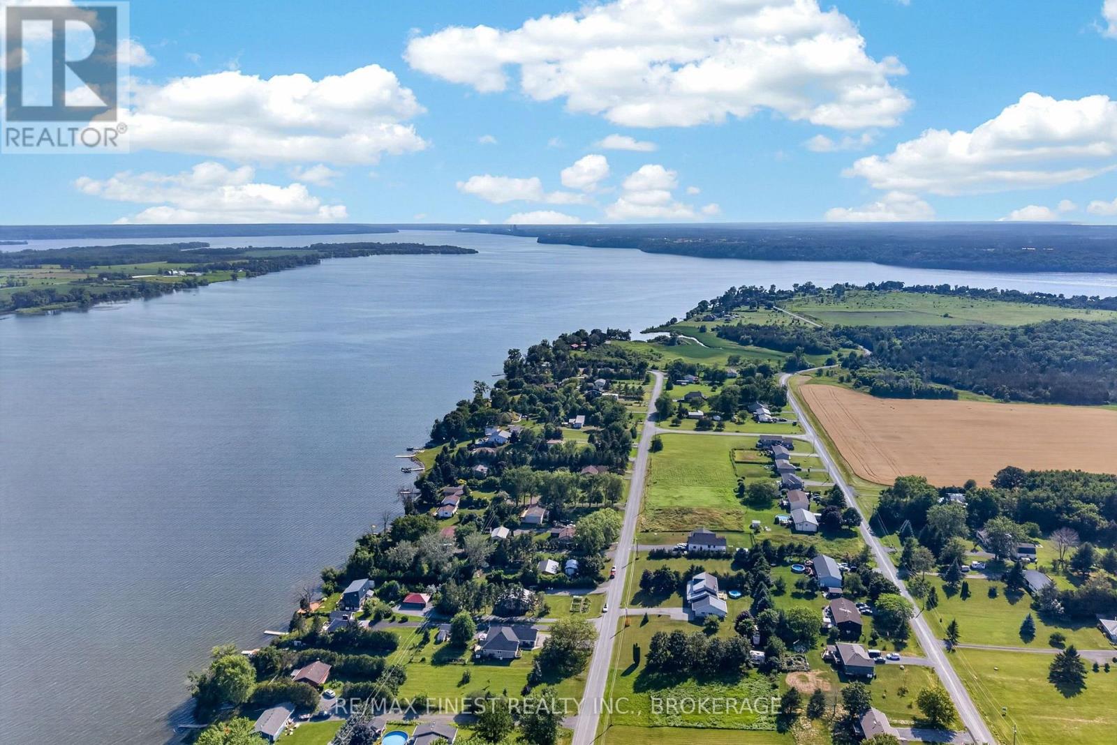 54 BAYVIEW DRIVE - 28
