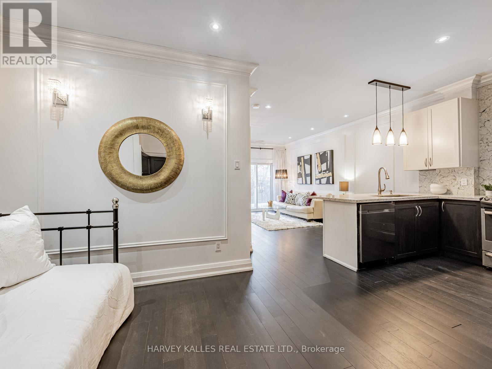 #126 2351 KENNEDY ROAD - 13