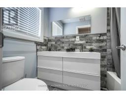 1703 Shadybrook Drive, Pickering, ON L1V3A3 Photo 16