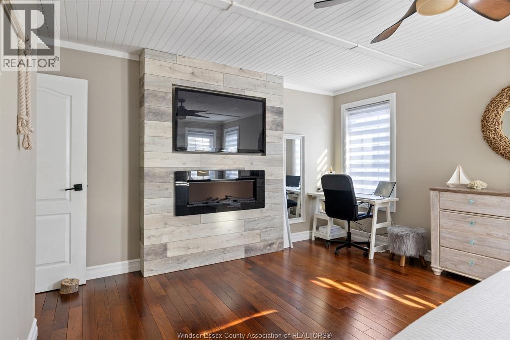313 CRYSTAL BAY DRIVE - 15