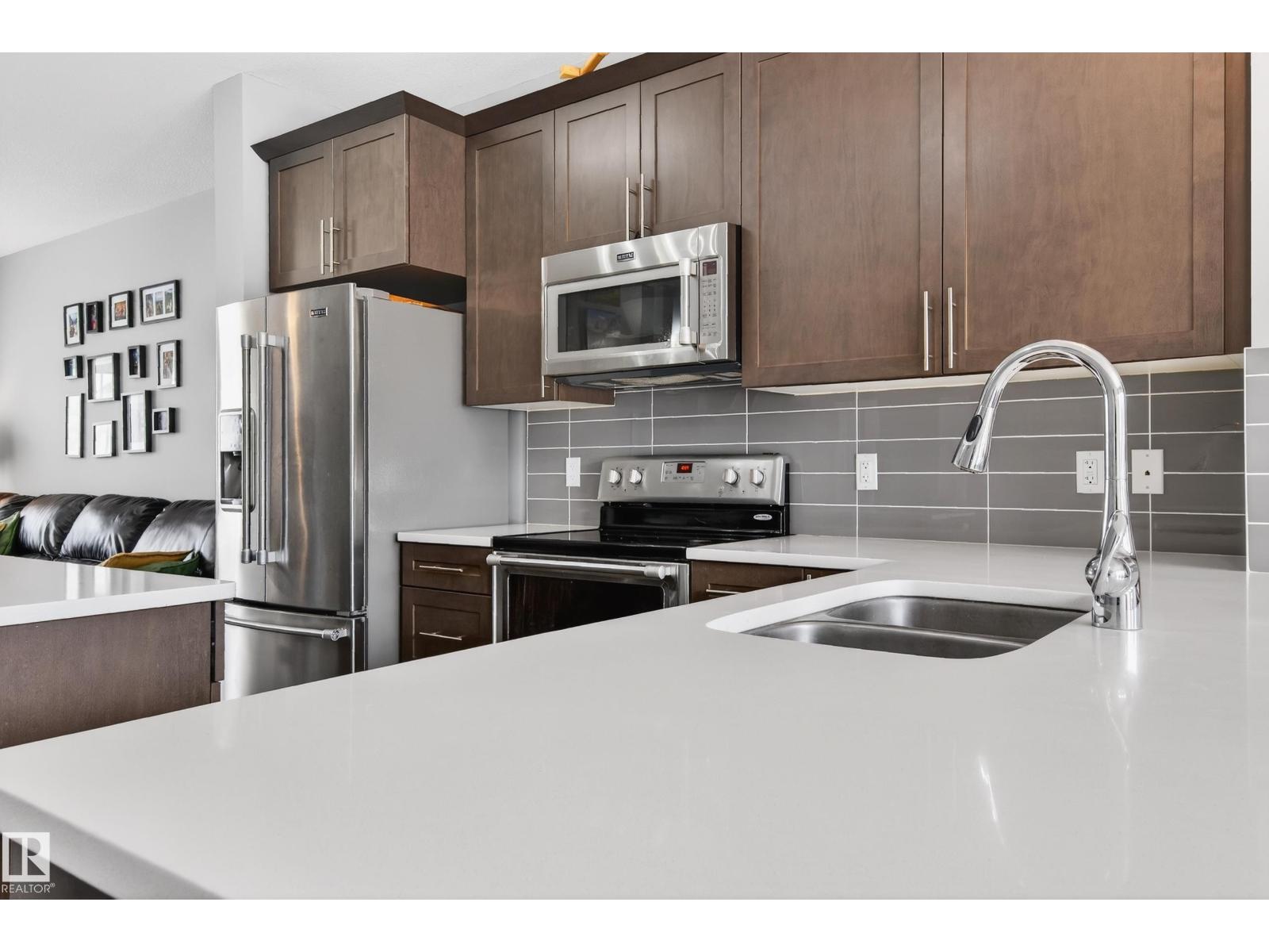 3428 Cherry WY SW - 16