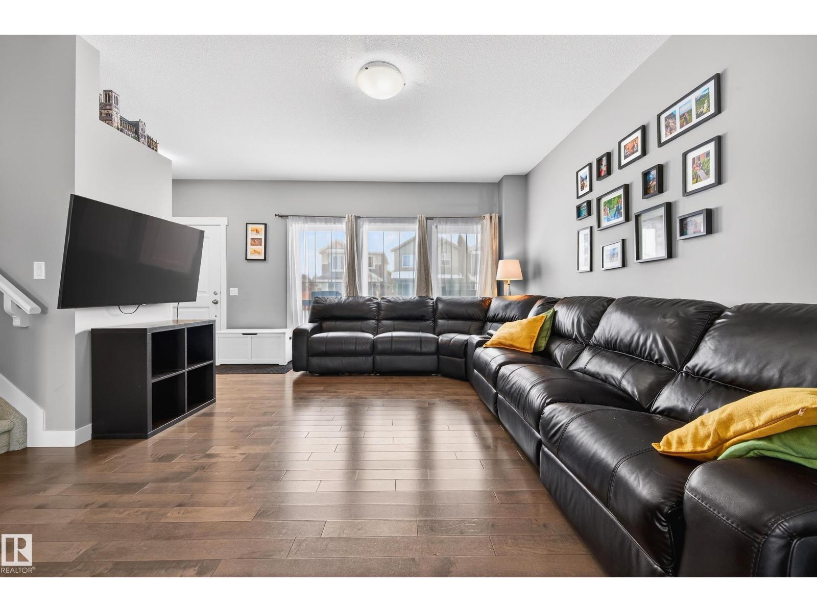 3428 Cherry WY SW - 7