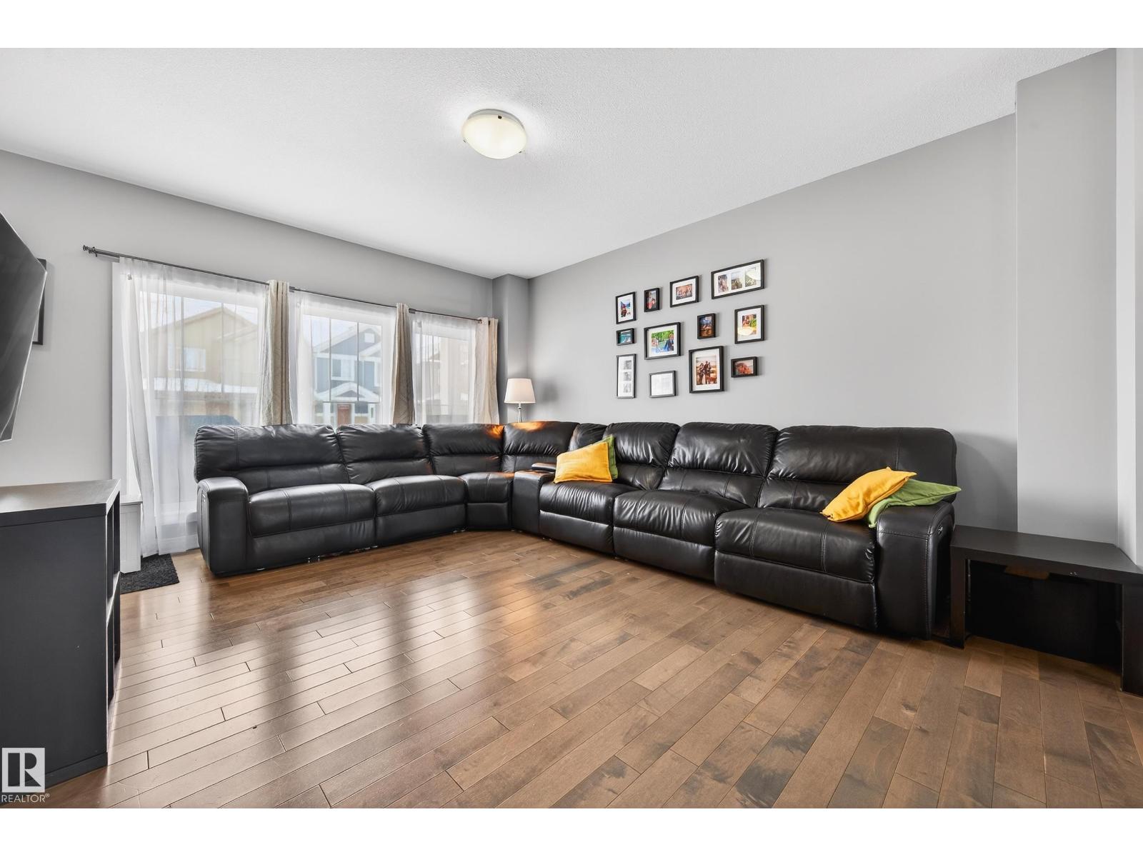 3428 Cherry WY SW - 9