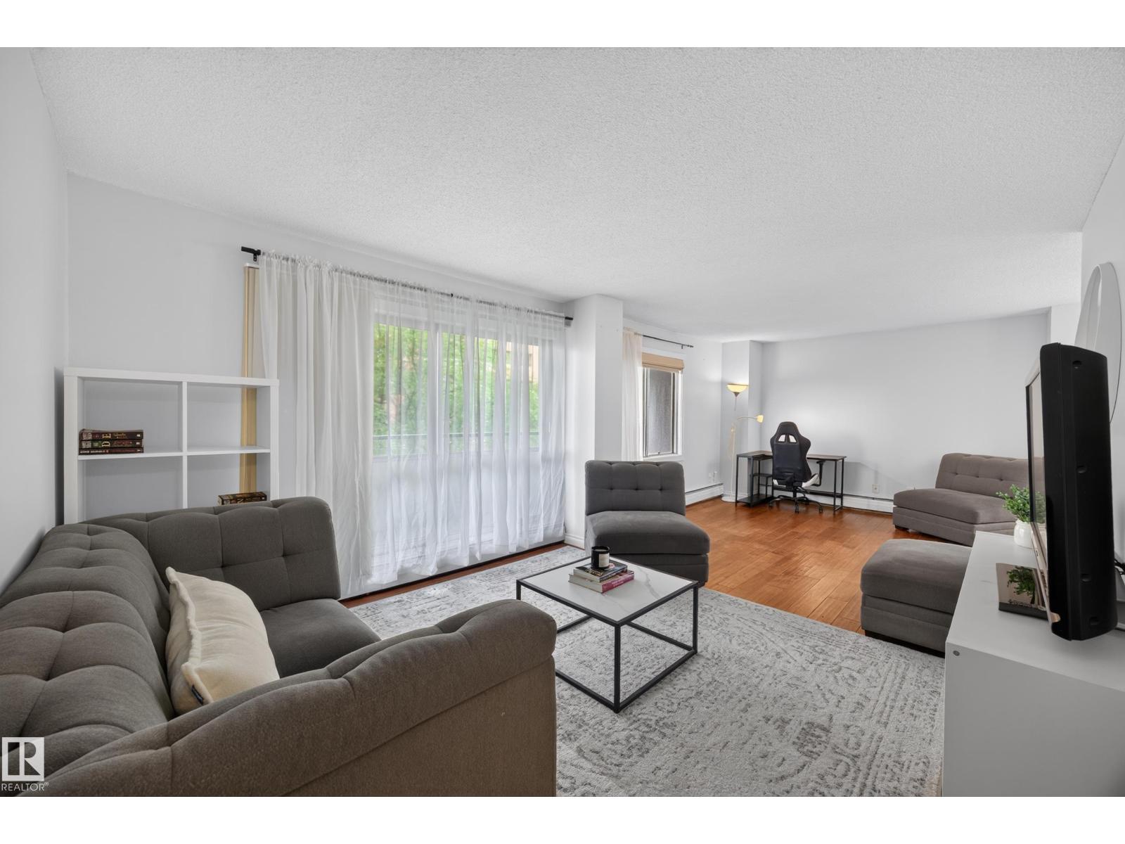 #602 9725 106 ST NW - 23