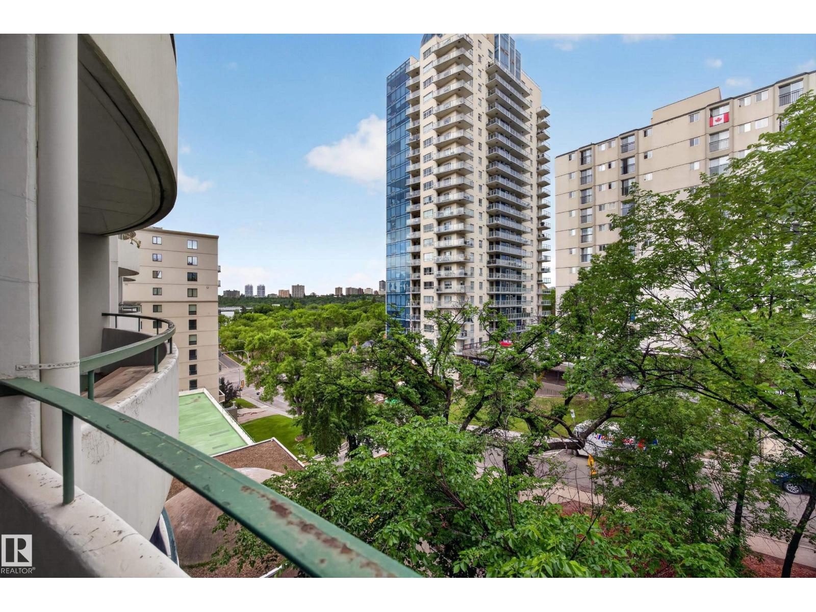 #602 9725 106 ST NW - 27