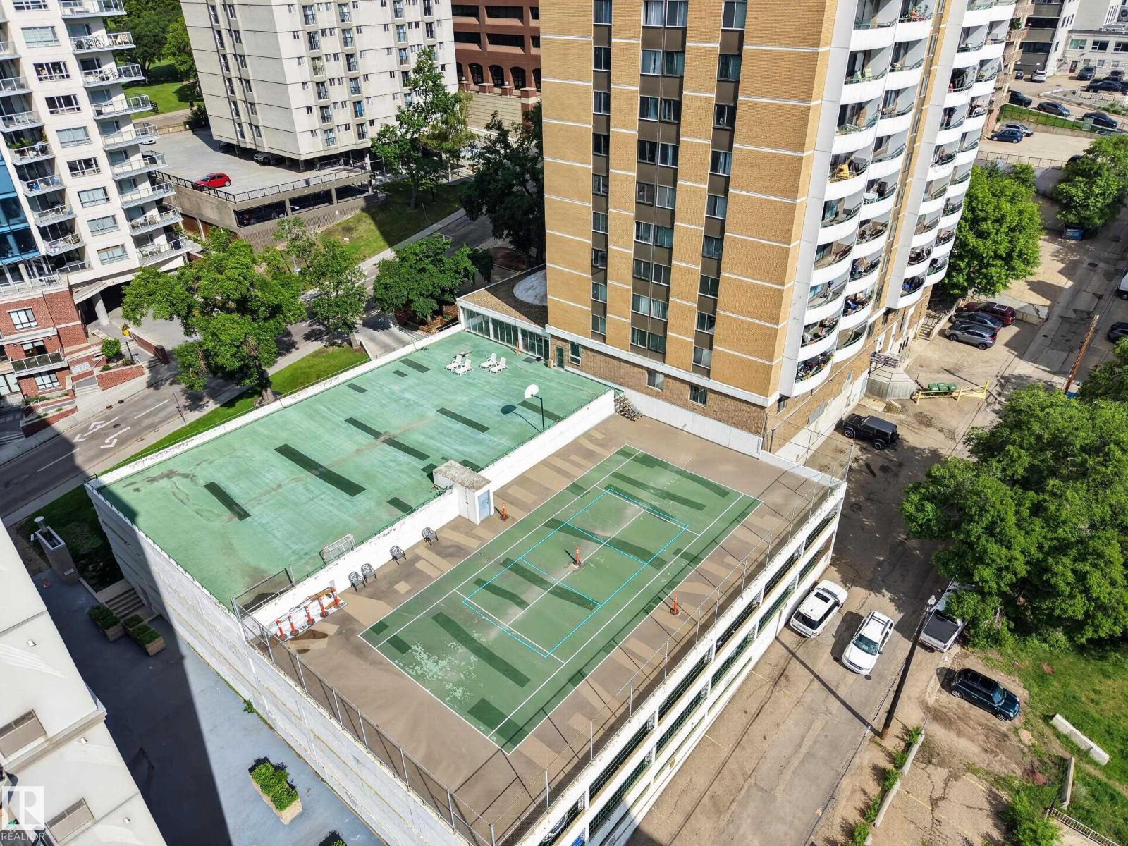 #602 9725 106 ST NW - 38