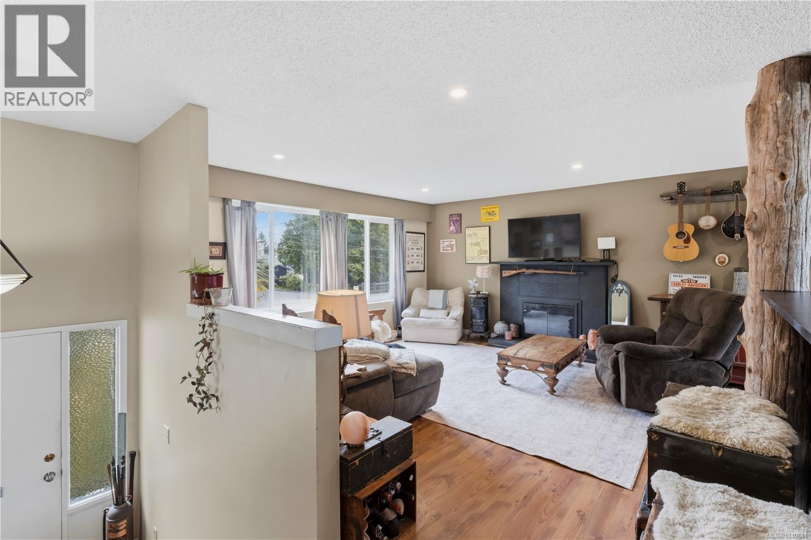 1550 Larch Rd - 3