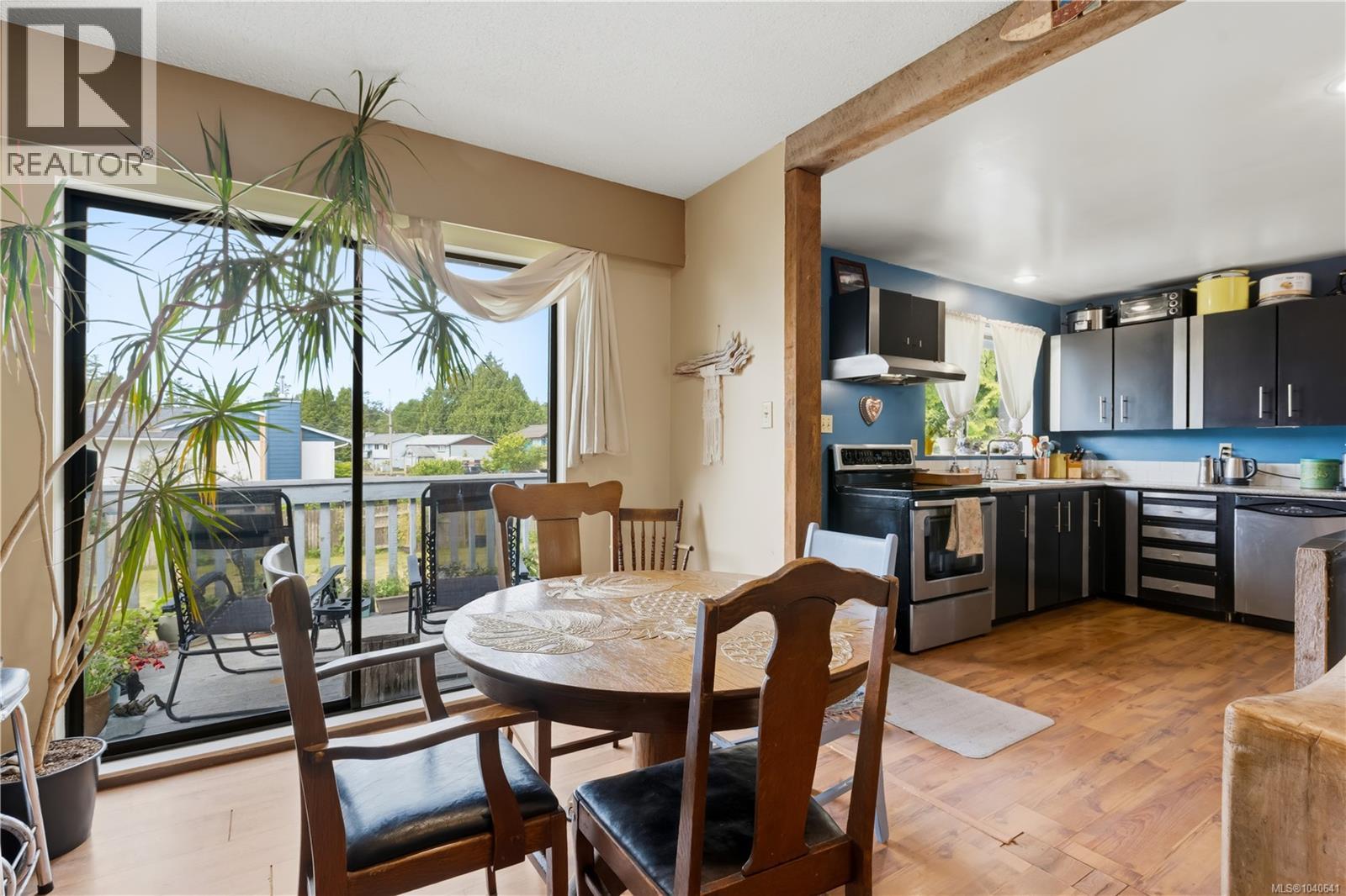 1550 Larch Rd - 10