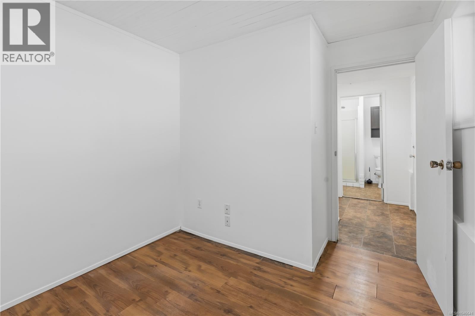 1550 Larch Rd - 29