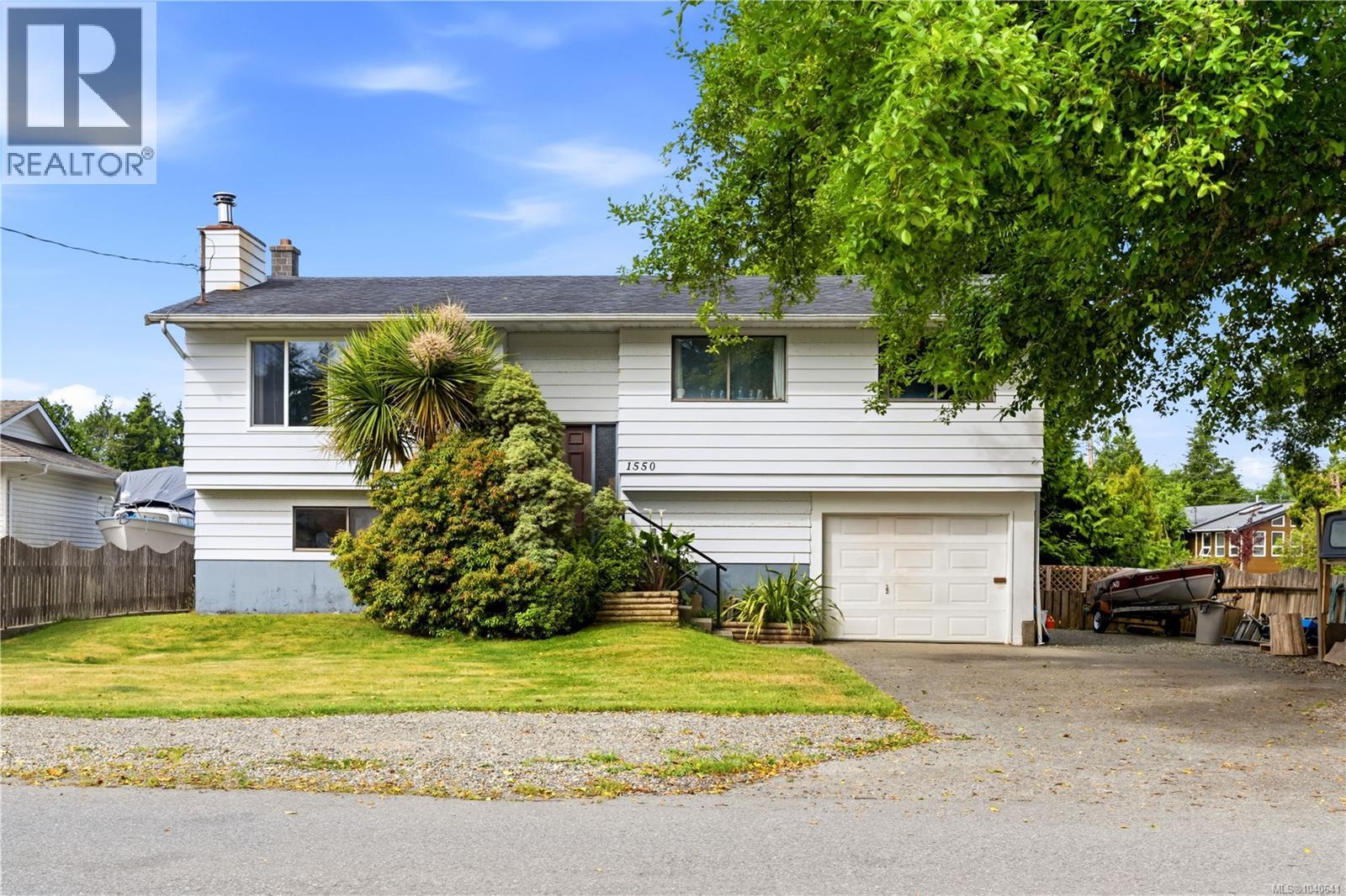 1550 Larch Rd - 43