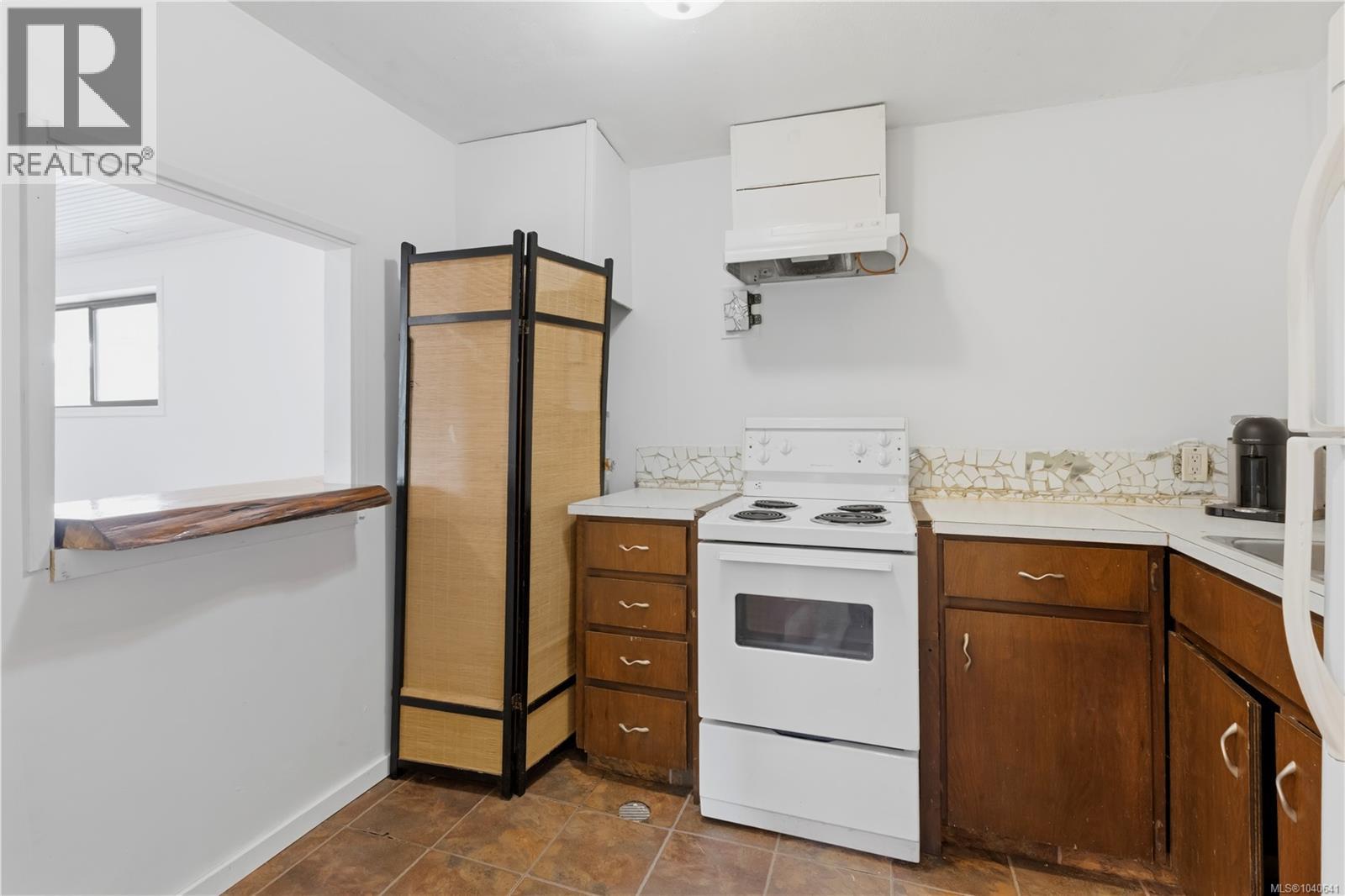 1550 Larch Rd, Ucluelet
