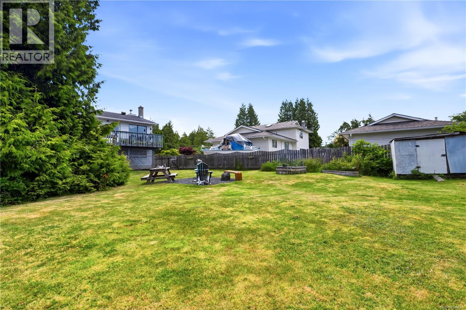 1550 Larch Rd - 40