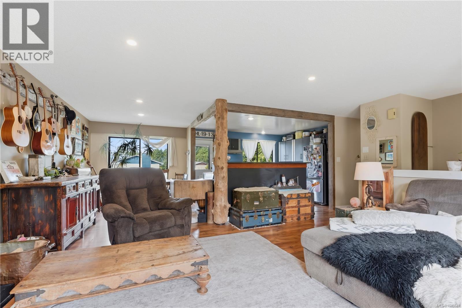 1550 Larch Rd, Ucluelet