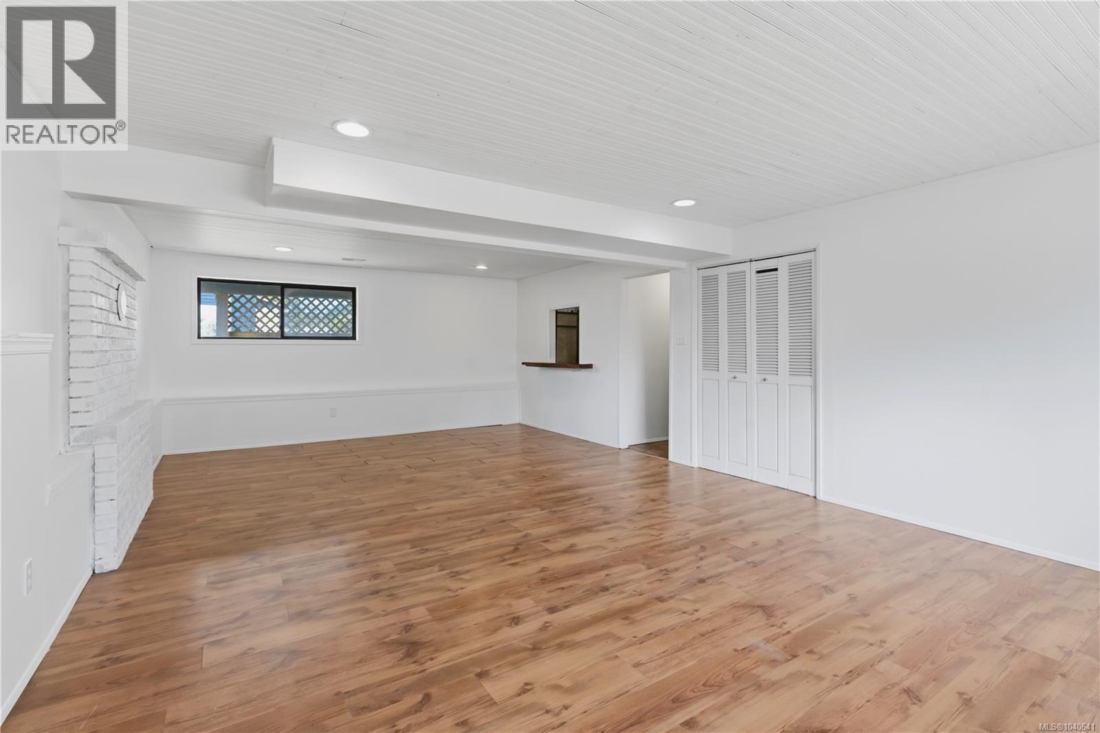 1550 Larch Rd - 24