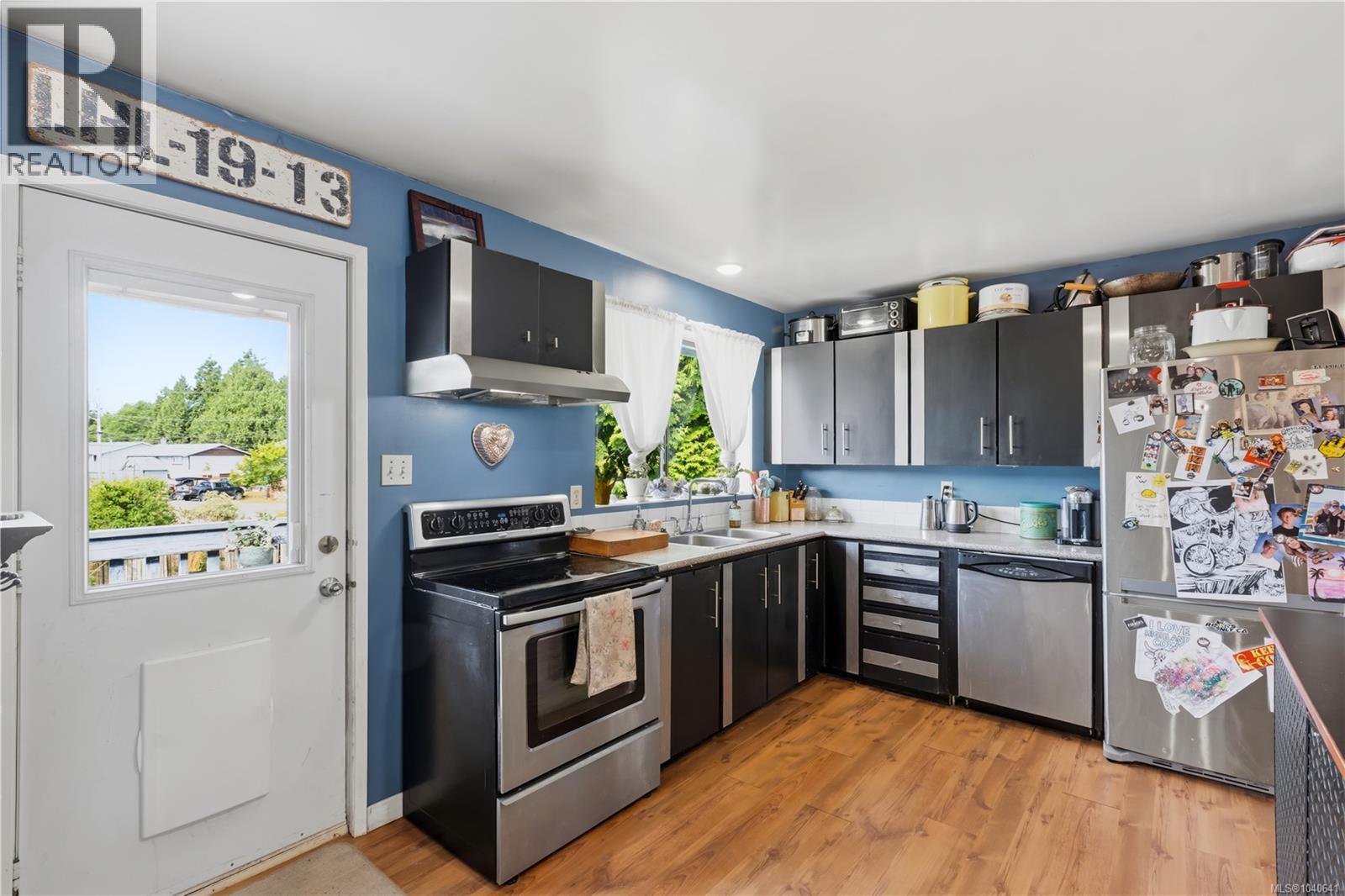 1550 Larch Rd, Ucluelet