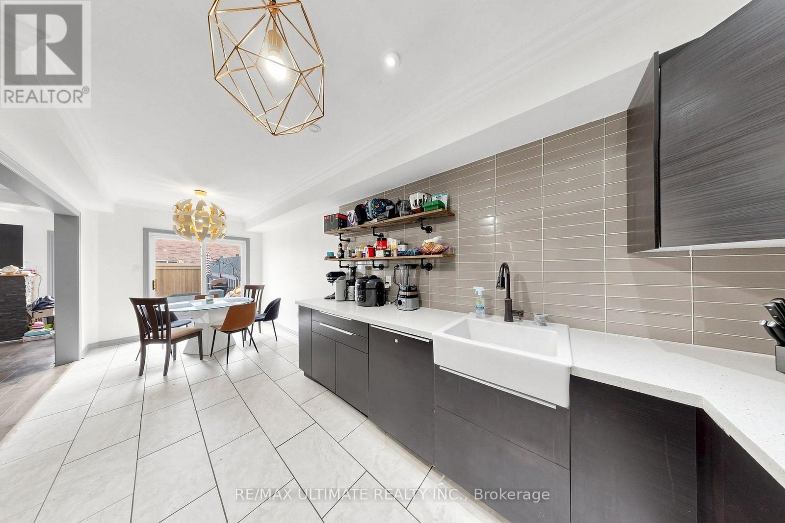 131 FOXCHASE AVENUE - Image 6