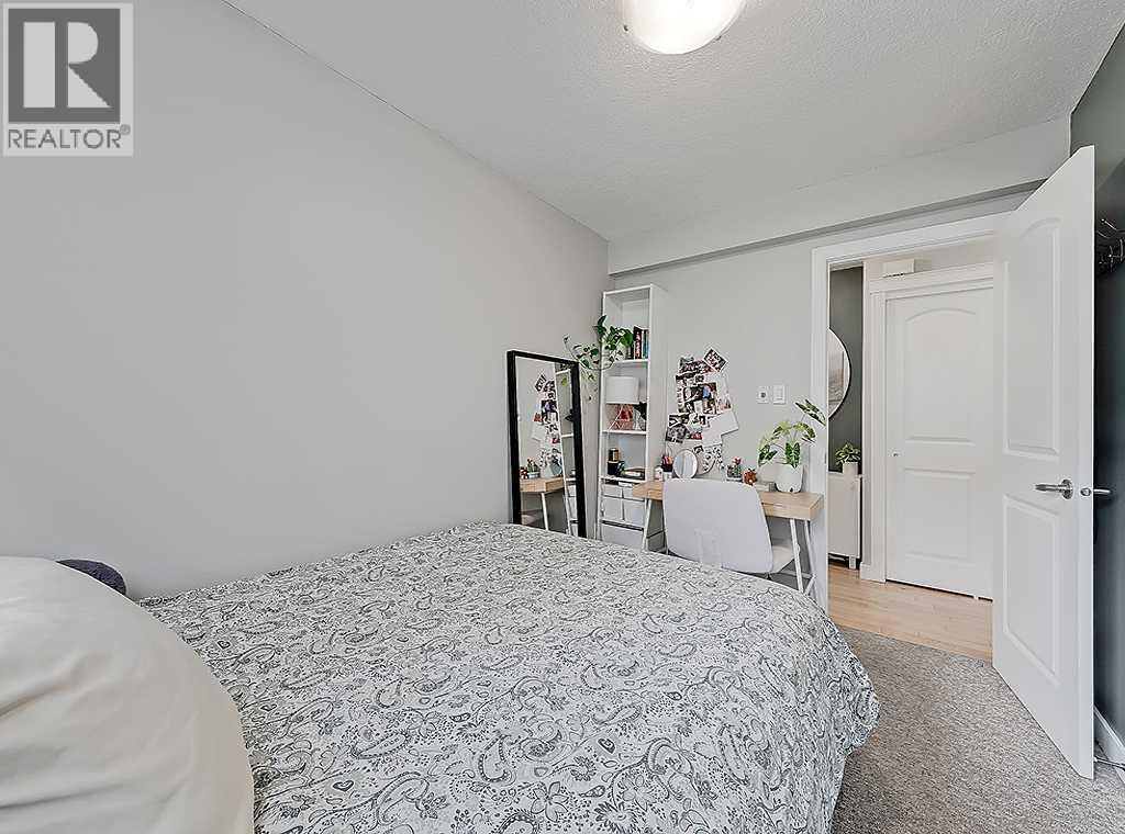#10 1715 13 Street SW - 18