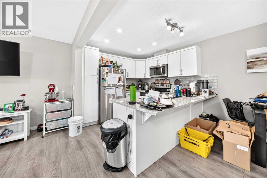 1207 140 Avenue NW - 10