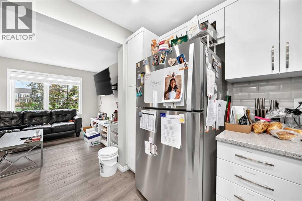 1207 140 Avenue NW - 14