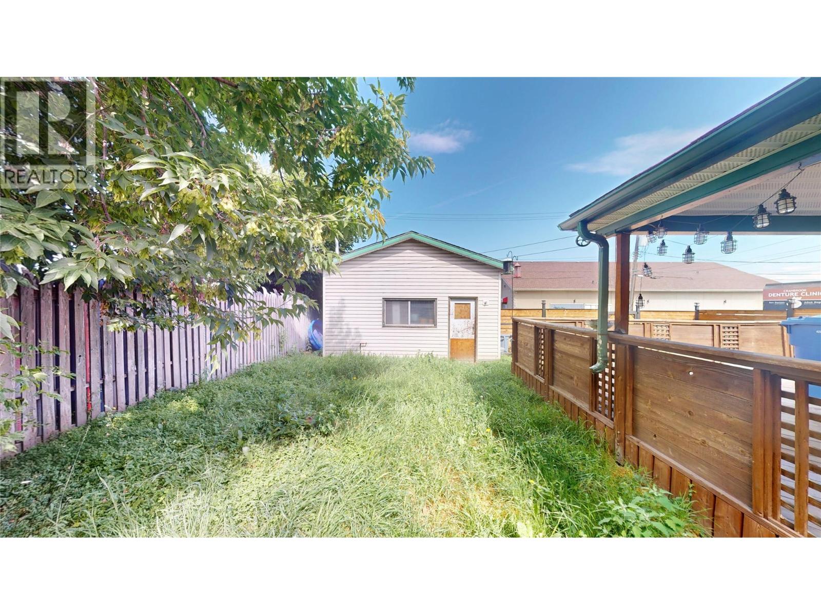 315 Kootenay Street N - 30