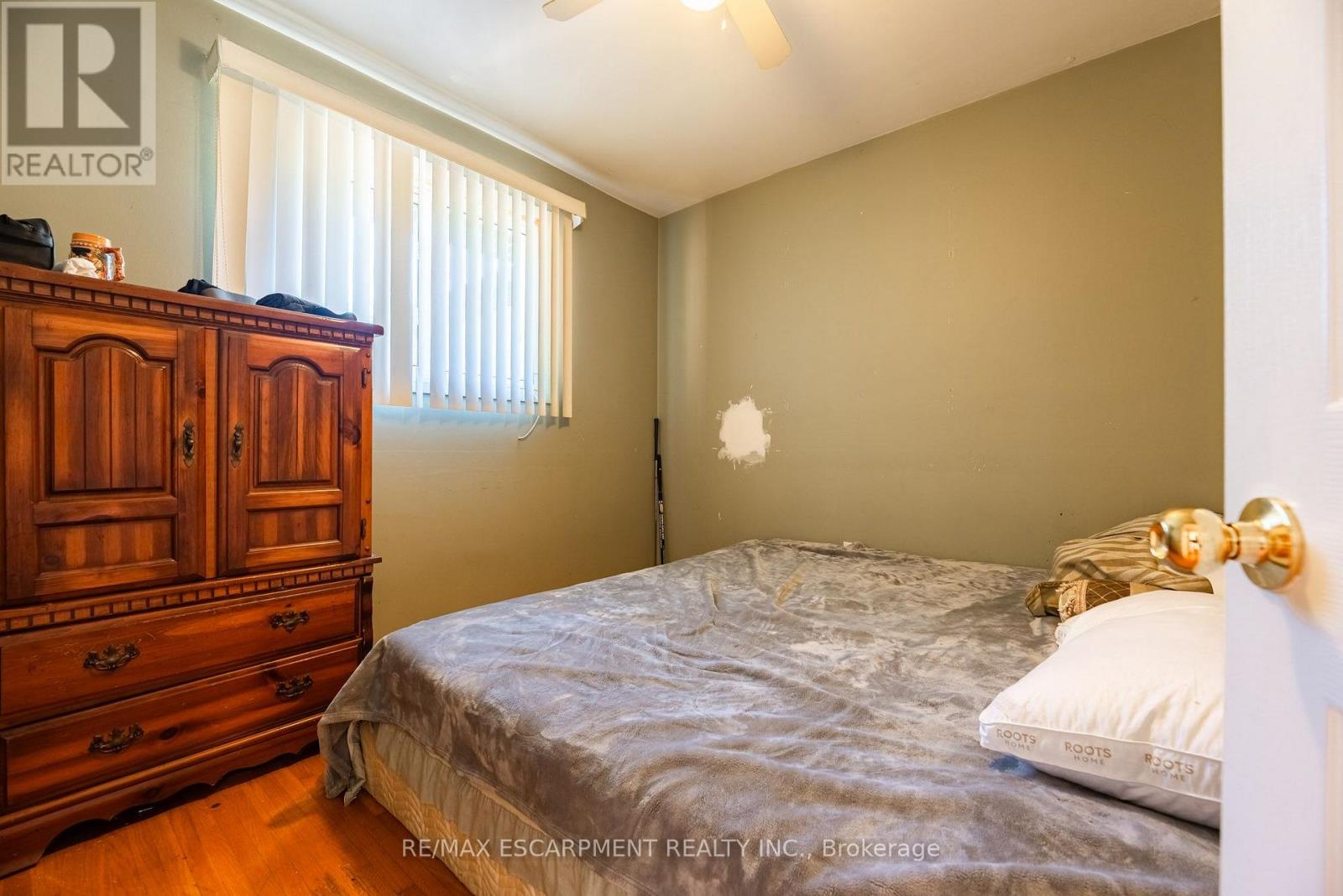 1315 ROSEMARY CRESCENT - Image 14