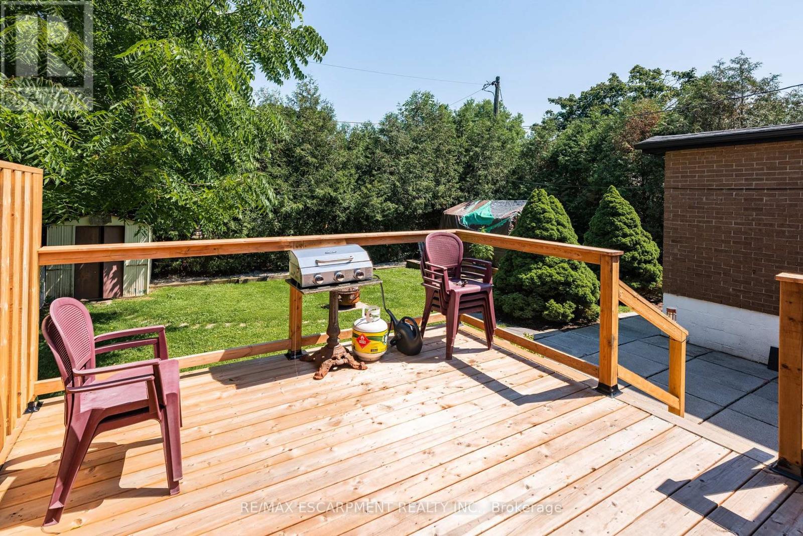 1315 ROSEMARY CRESCENT - Image 24