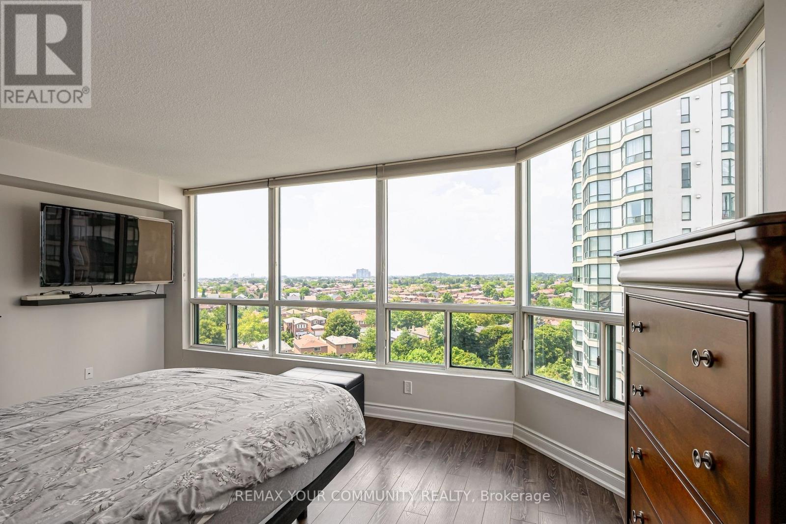 #910 4460 TUCANA COURT - 18