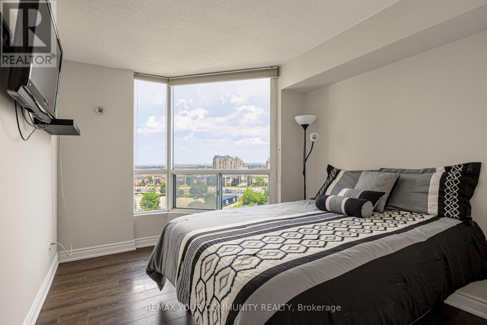 #910 4460 TUCANA COURT - Image 24