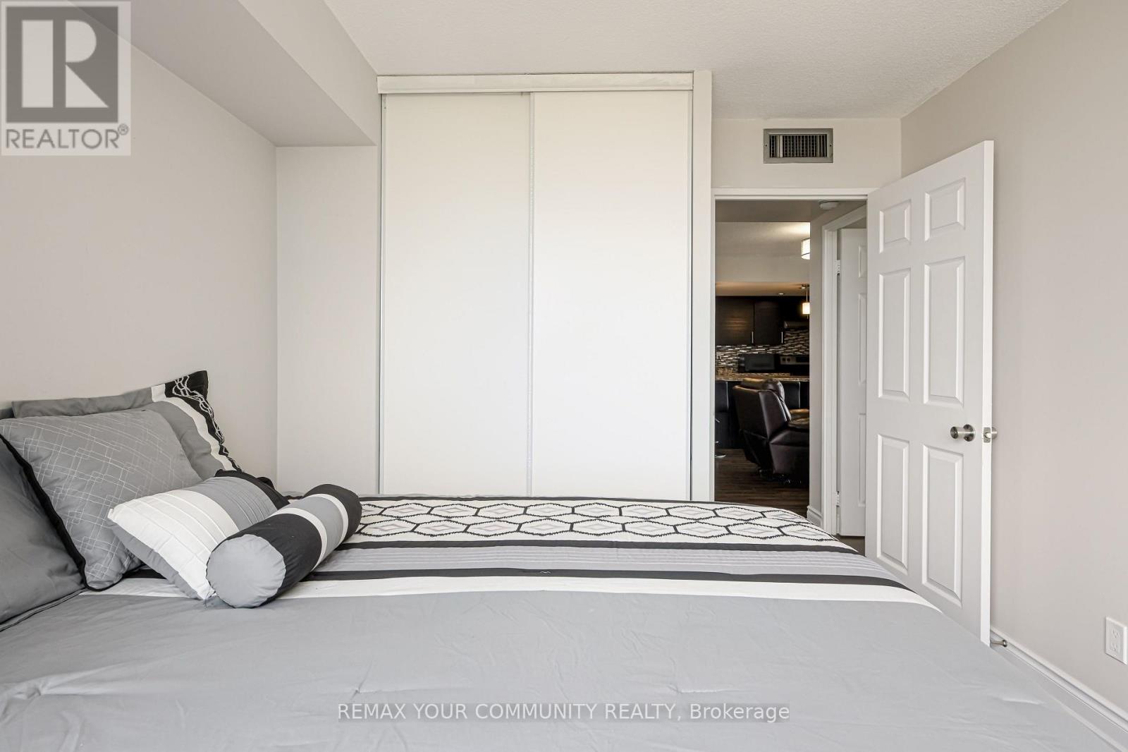 #910 4460 TUCANA COURT - Image 26