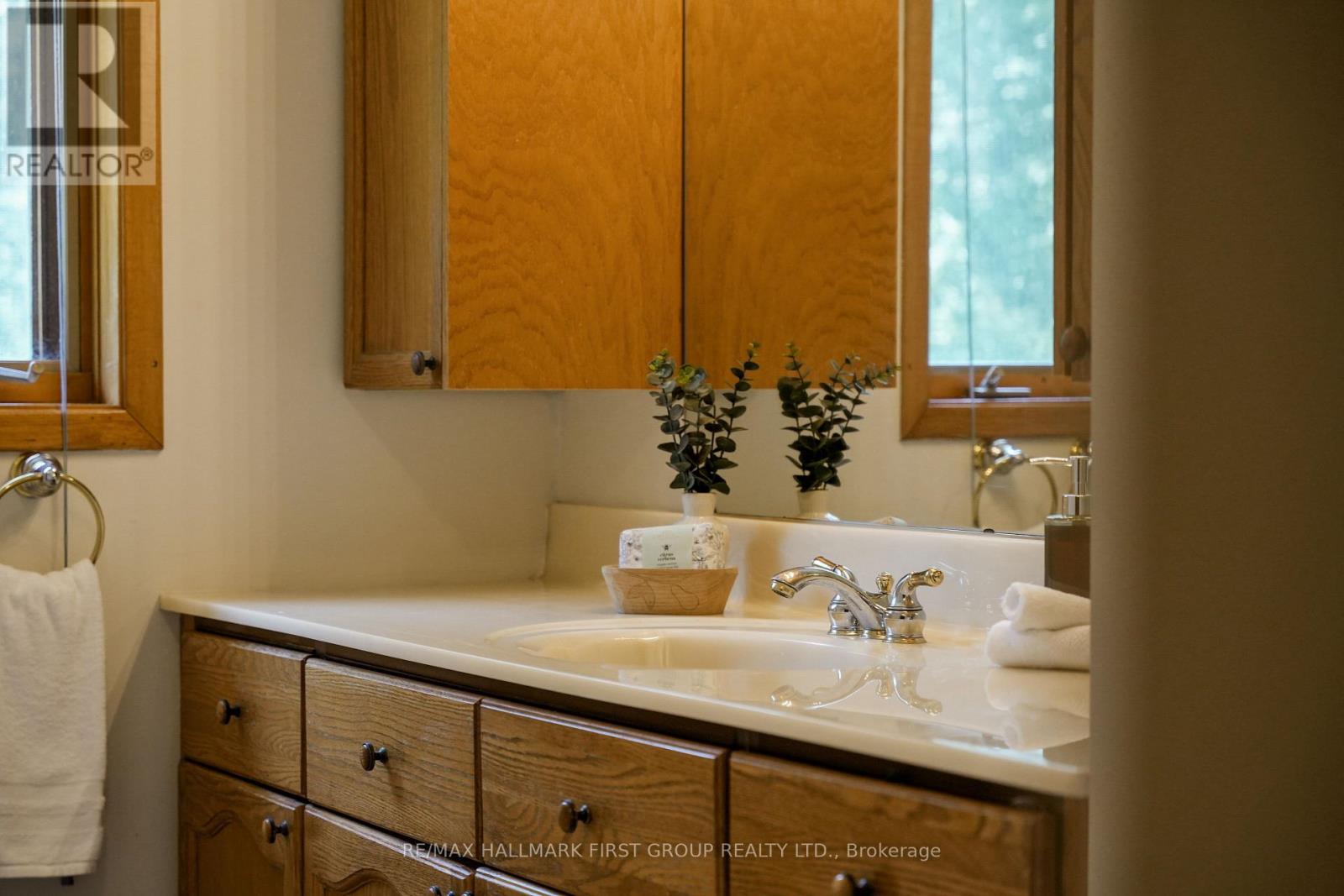 35 CROWE BAY HEIGHTS - 28