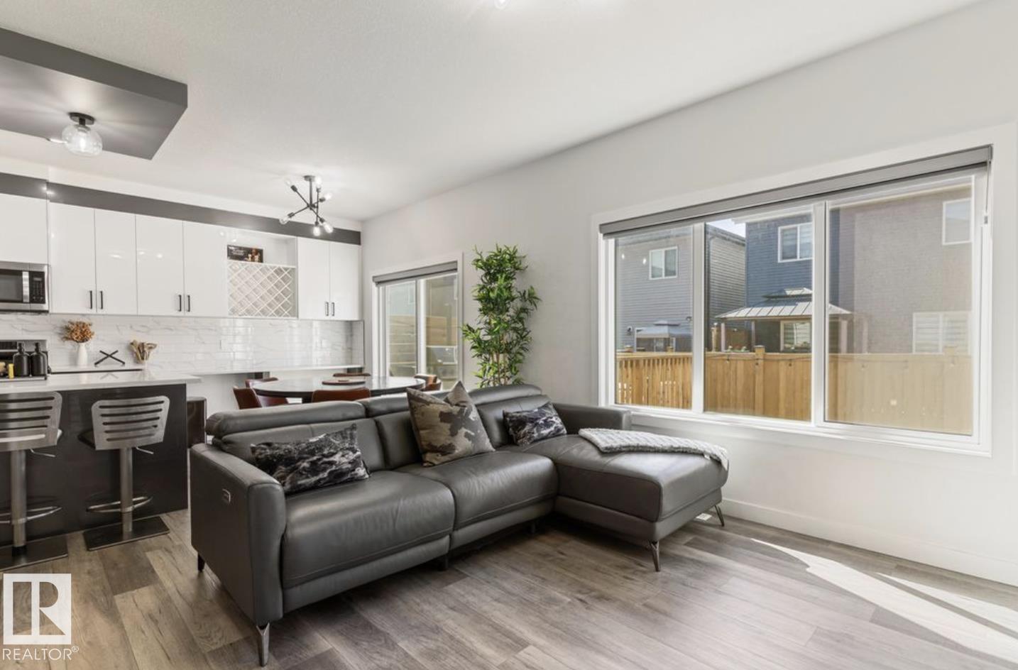 19703 29 Avenue NW - 13