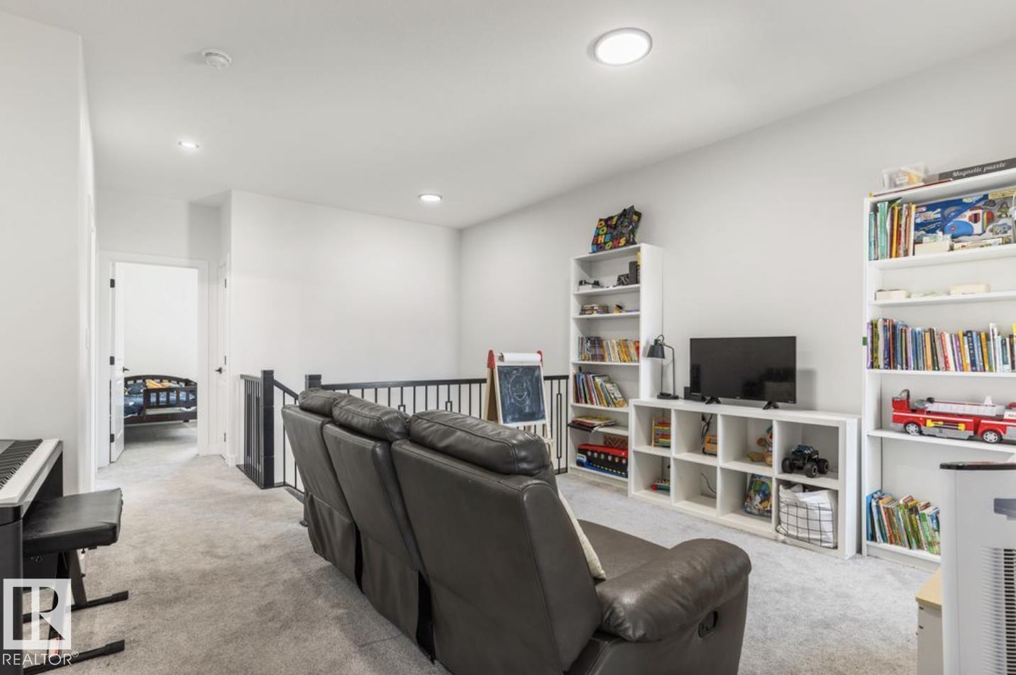 19703 29 Avenue NW - 16