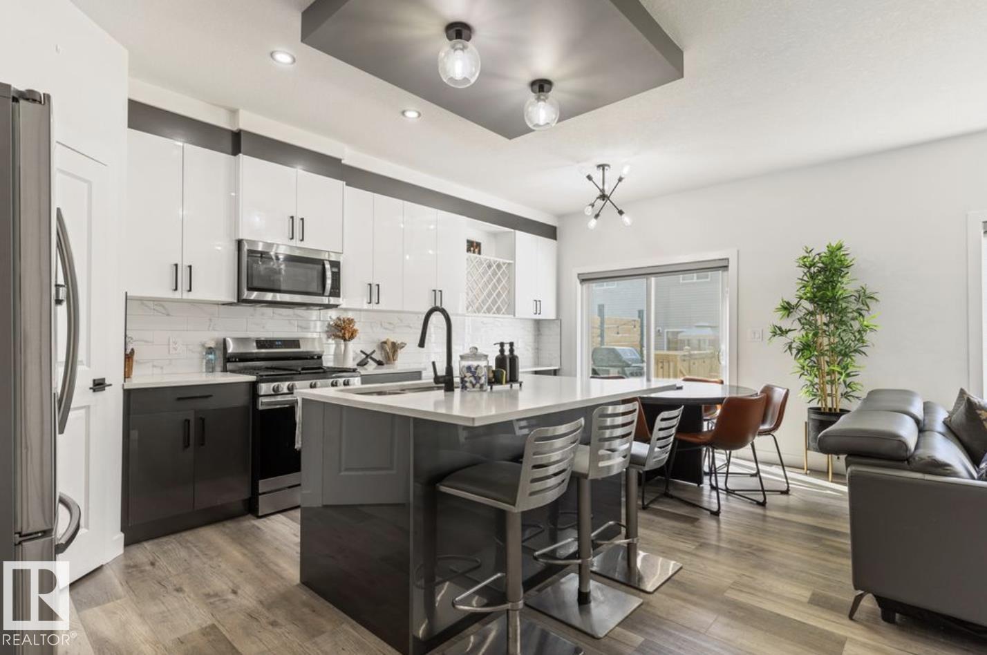 19703 29 Avenue NW - 4