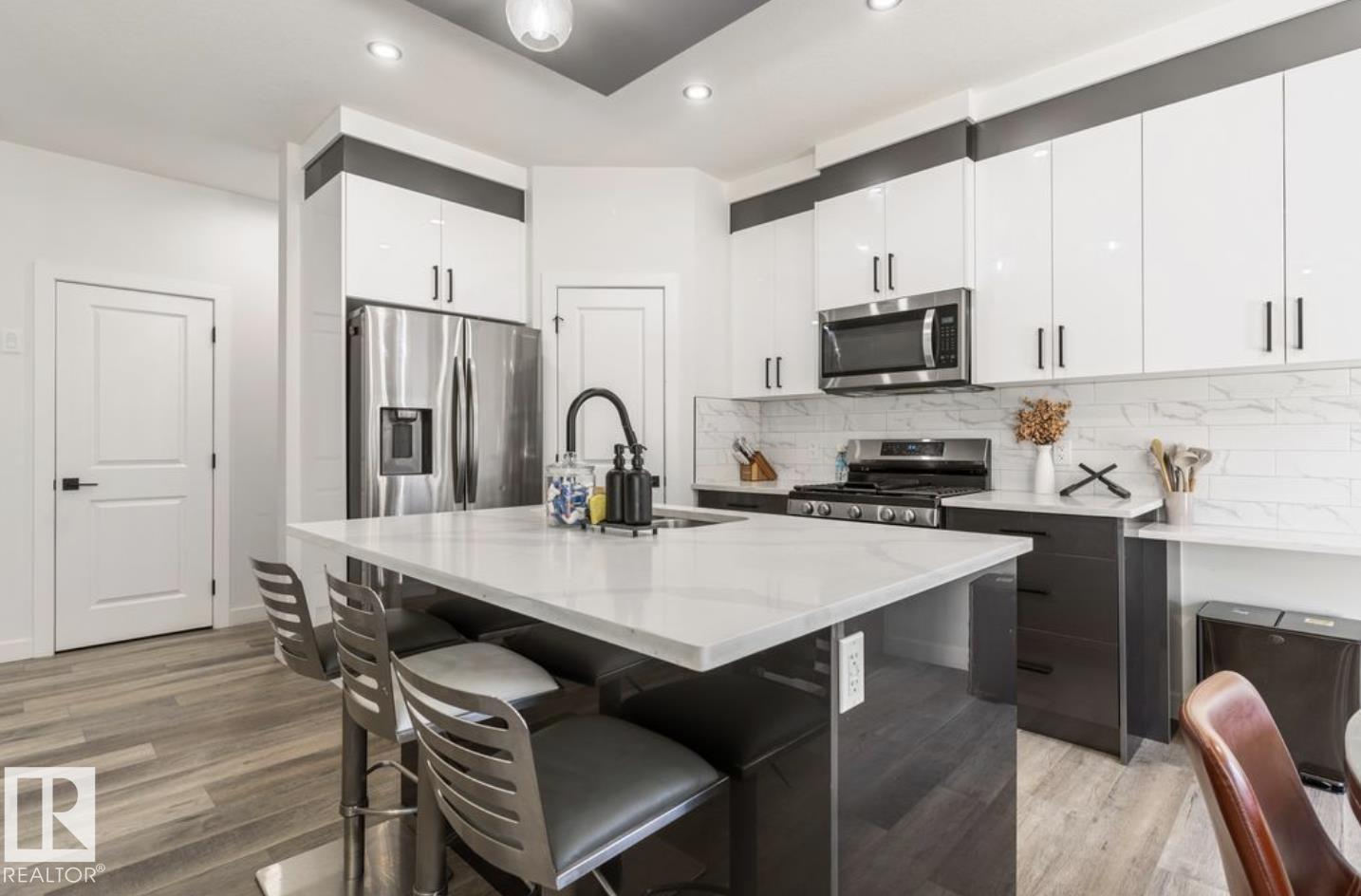 19703 29 Avenue NW - 6