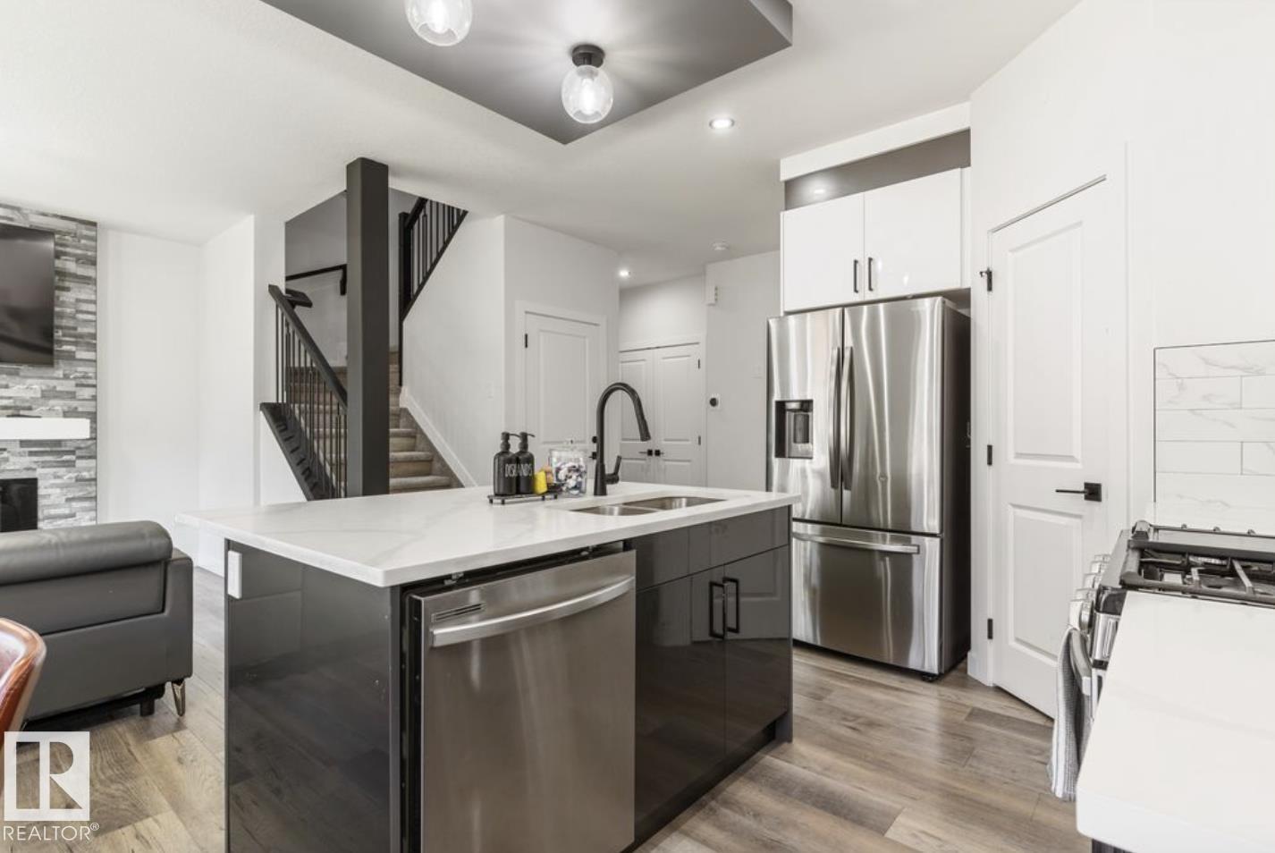 19703 29 Avenue NW - 9