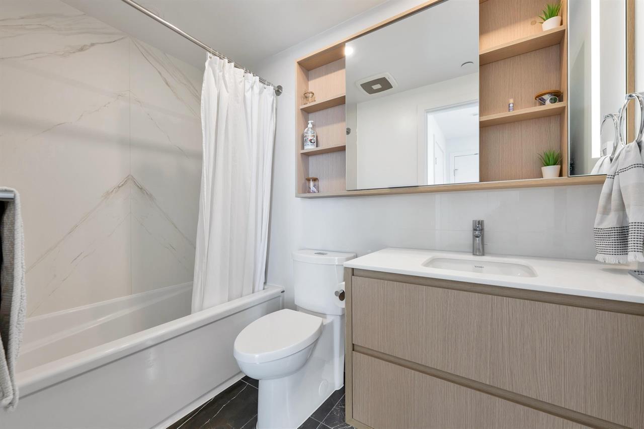 1008 1441 JOHNSTON ROAD, White Rock