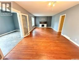 Bedroom - 431 Qu'appelle Street, Weyburn, SK S4H0R3 Photo 6