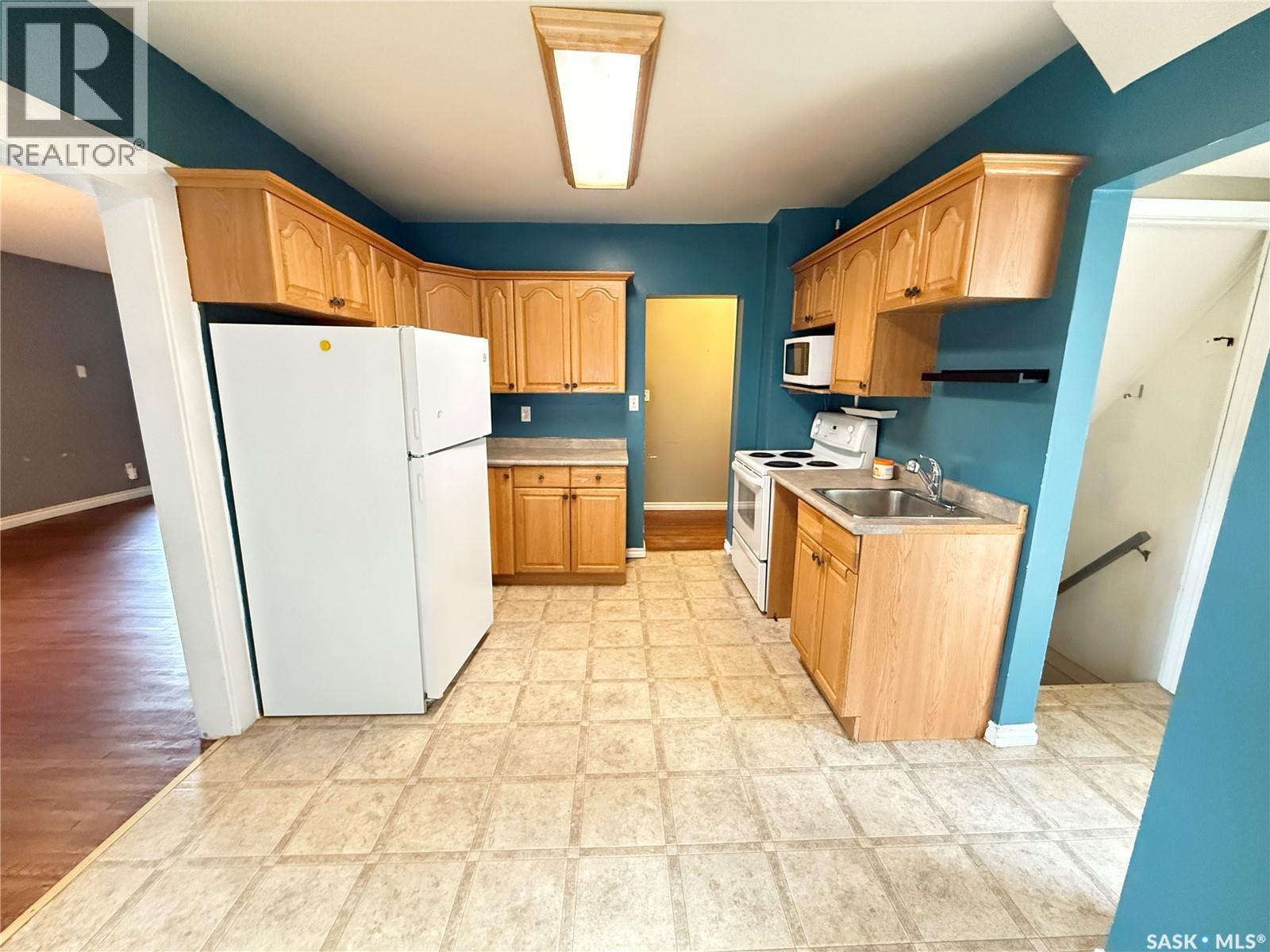 431 Qu'appelle STREET - 4