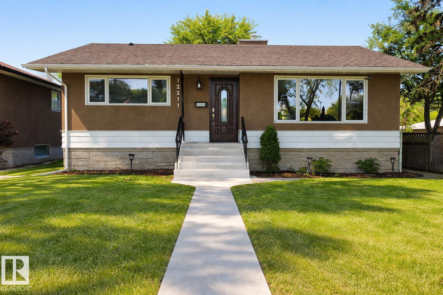 12211 52 ST NW NW - 3
