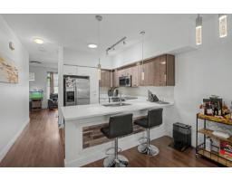 100 6299 144 Street, Surrey, BC V3X1A2 Photo 8