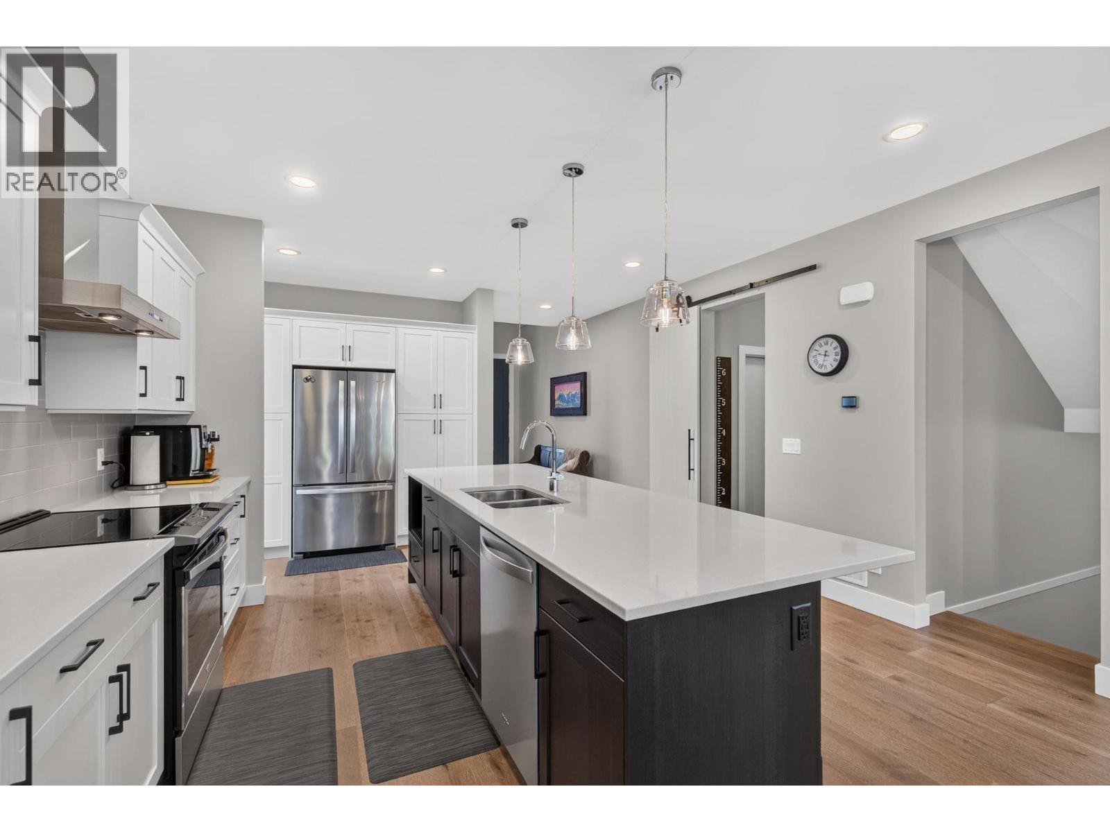 4649 Raymer Road - 7