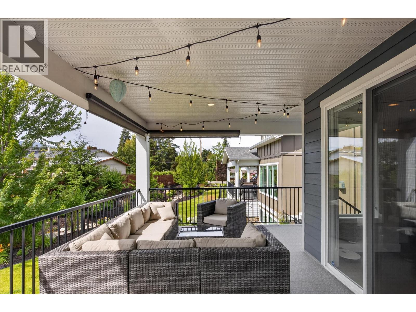 4649 Raymer Road - 10