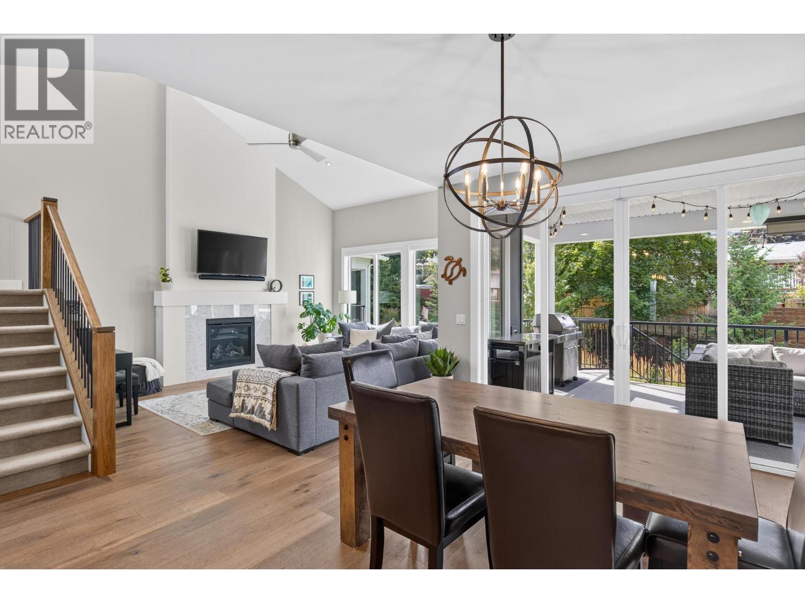 4649 Raymer Road - 15