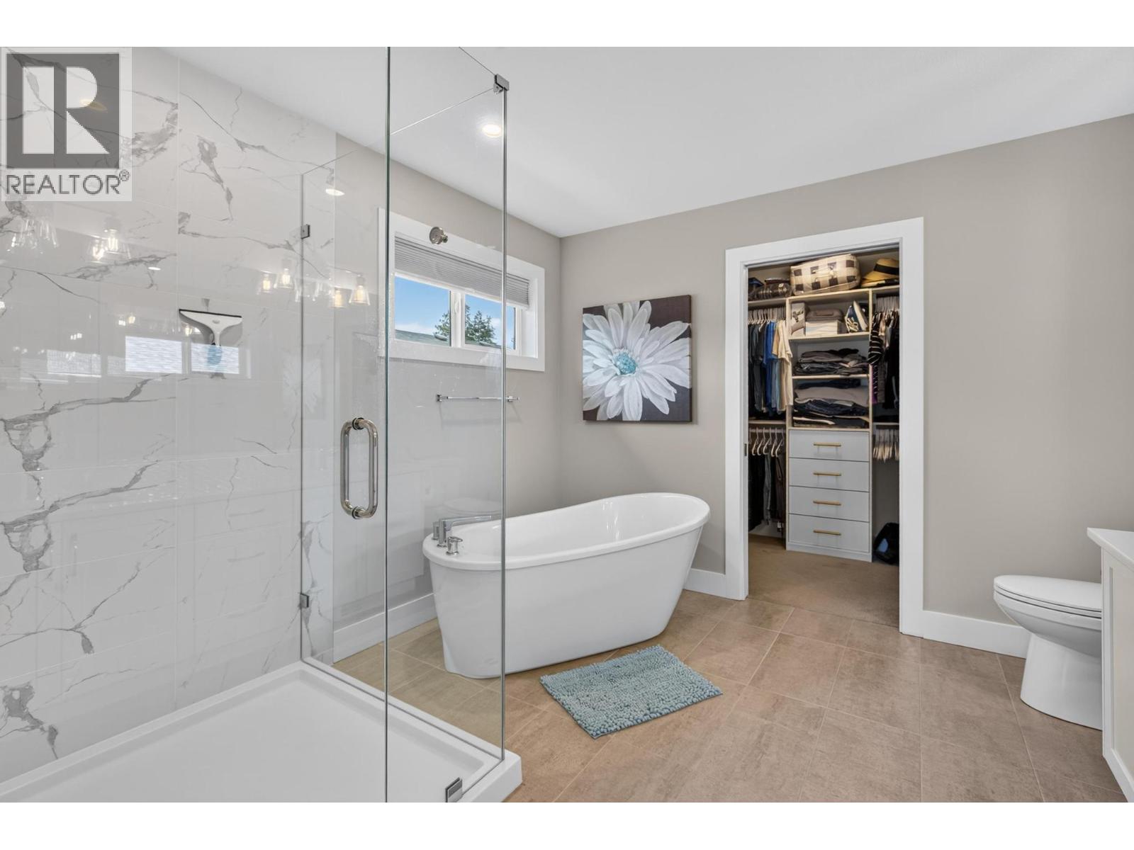 4649 Raymer Road - 26