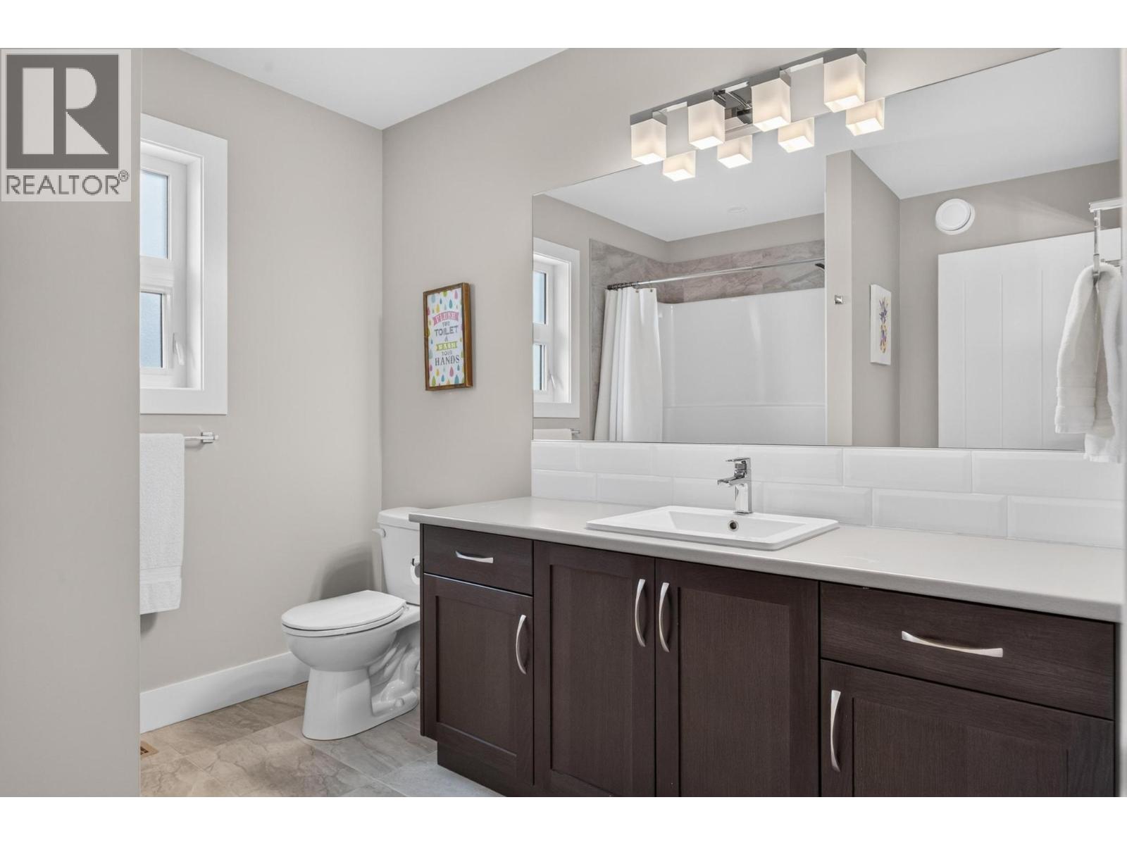 4649 Raymer Road - 35