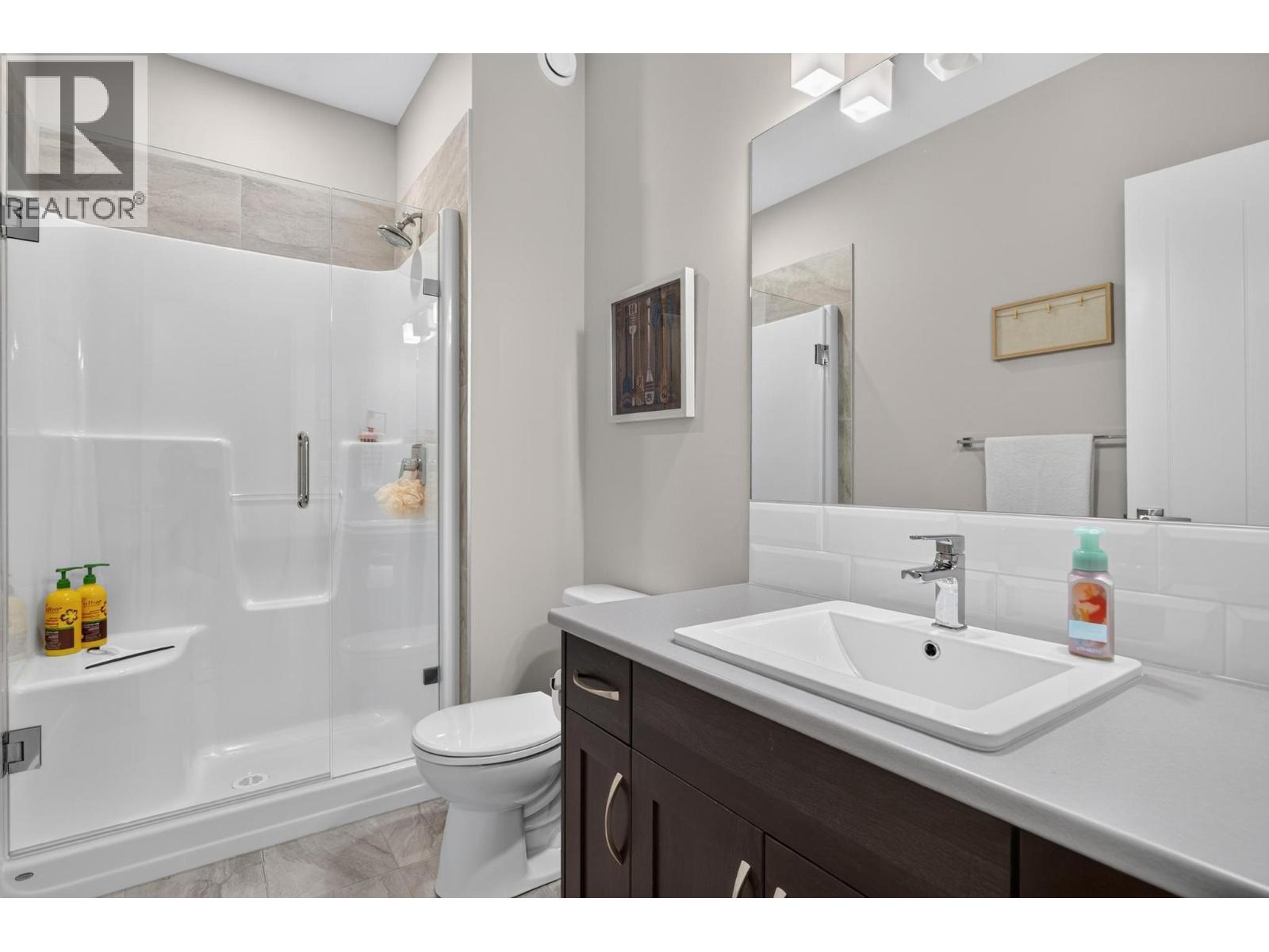 4649 Raymer Road - 39