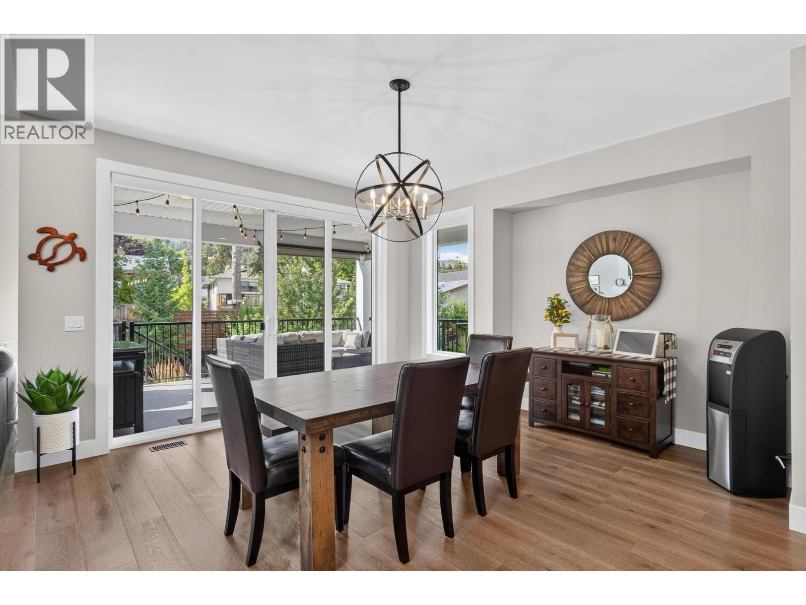 4649 Raymer Road - 9
