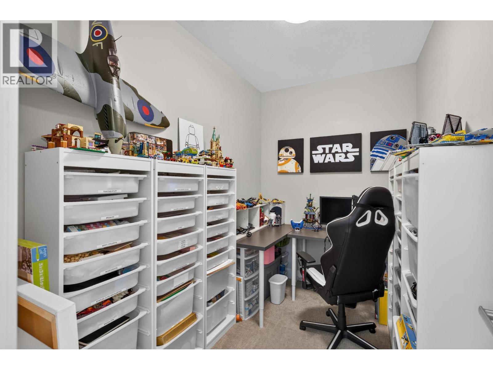 4649 Raymer Road - 37